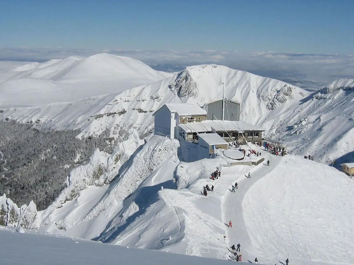 Au Coeur Des Volcans Et Lacs D'Auvergne Villa Saint-Beauzire  0*, Saint-Beauzire (Puy-de-Dome) France