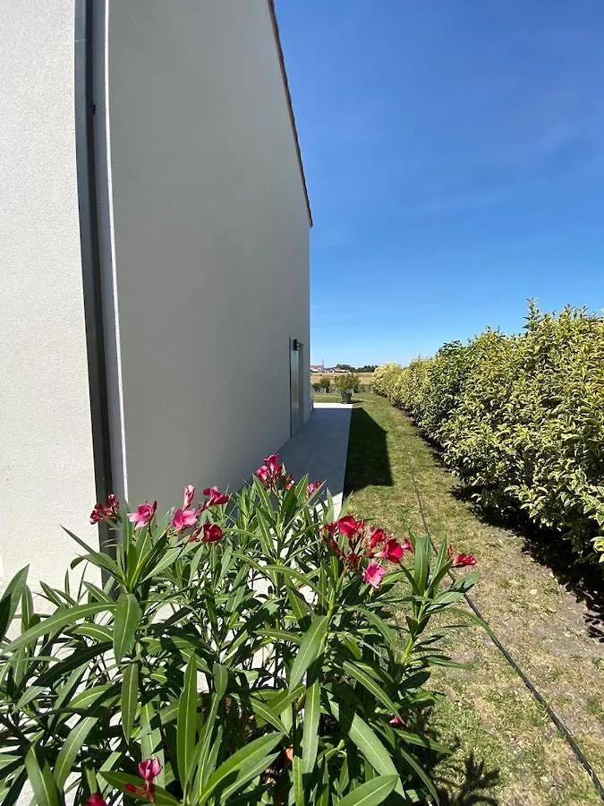 Au Coeur Des Volcans Et Lacs D'Auvergne Villa Saint-Beauzire  0*, Saint-Beauzire (Puy-de-Dome) France